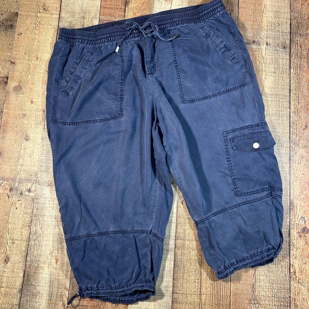 Lane Bryant Navy Blue 100% Lyocell Cargo Capri Pants Drawstring Plus Size 22/24